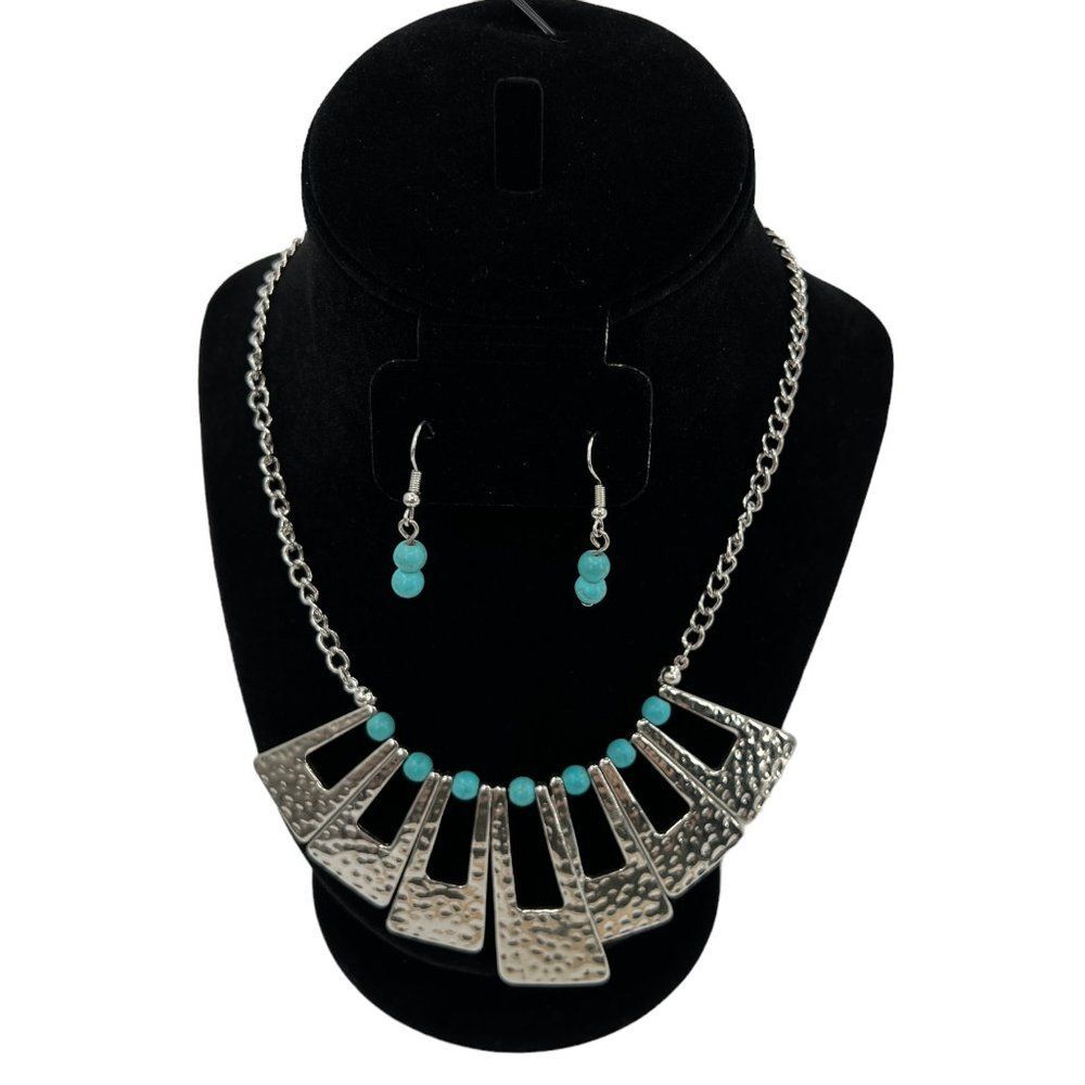 Silver and Turquoise Hammered Rectangle Fan Statement Necklace & Earring Set